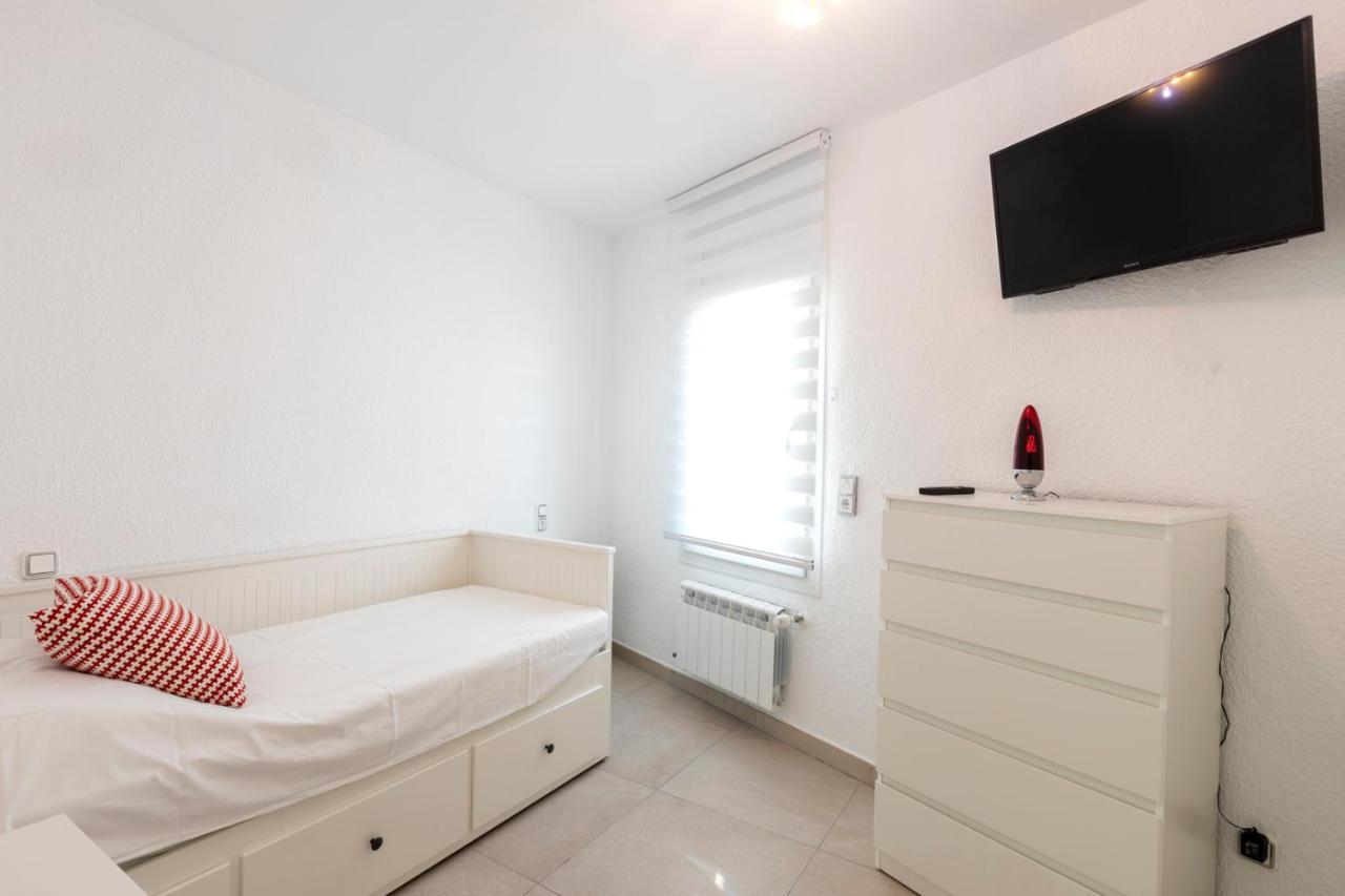 2009 Casa San Maurici Con Piscina By Homeselectspain 엠푸리아브라바 외부 사진