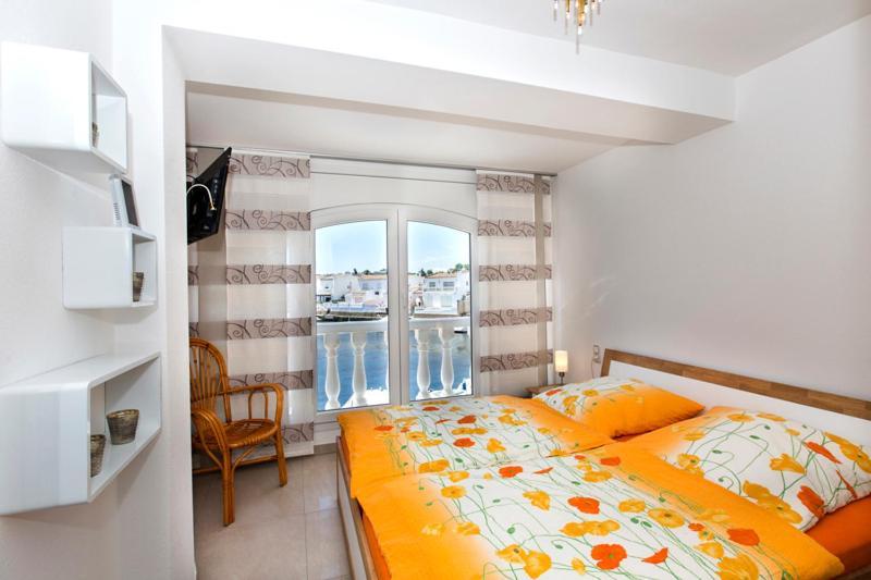 2009 Casa San Maurici Con Piscina By Homeselectspain 엠푸리아브라바 외부 사진